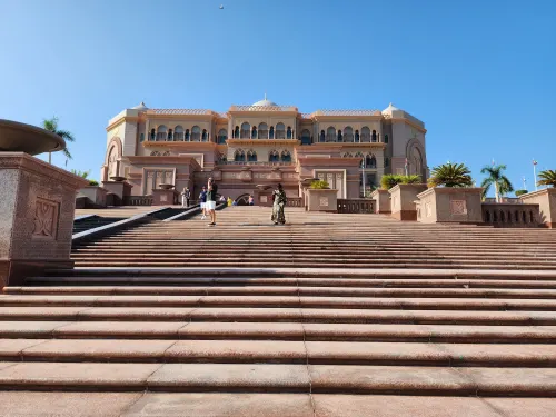 Abu Dhabi City Tour with Louvre Museum from Dubai — RAH Tourism photo 6 of 6